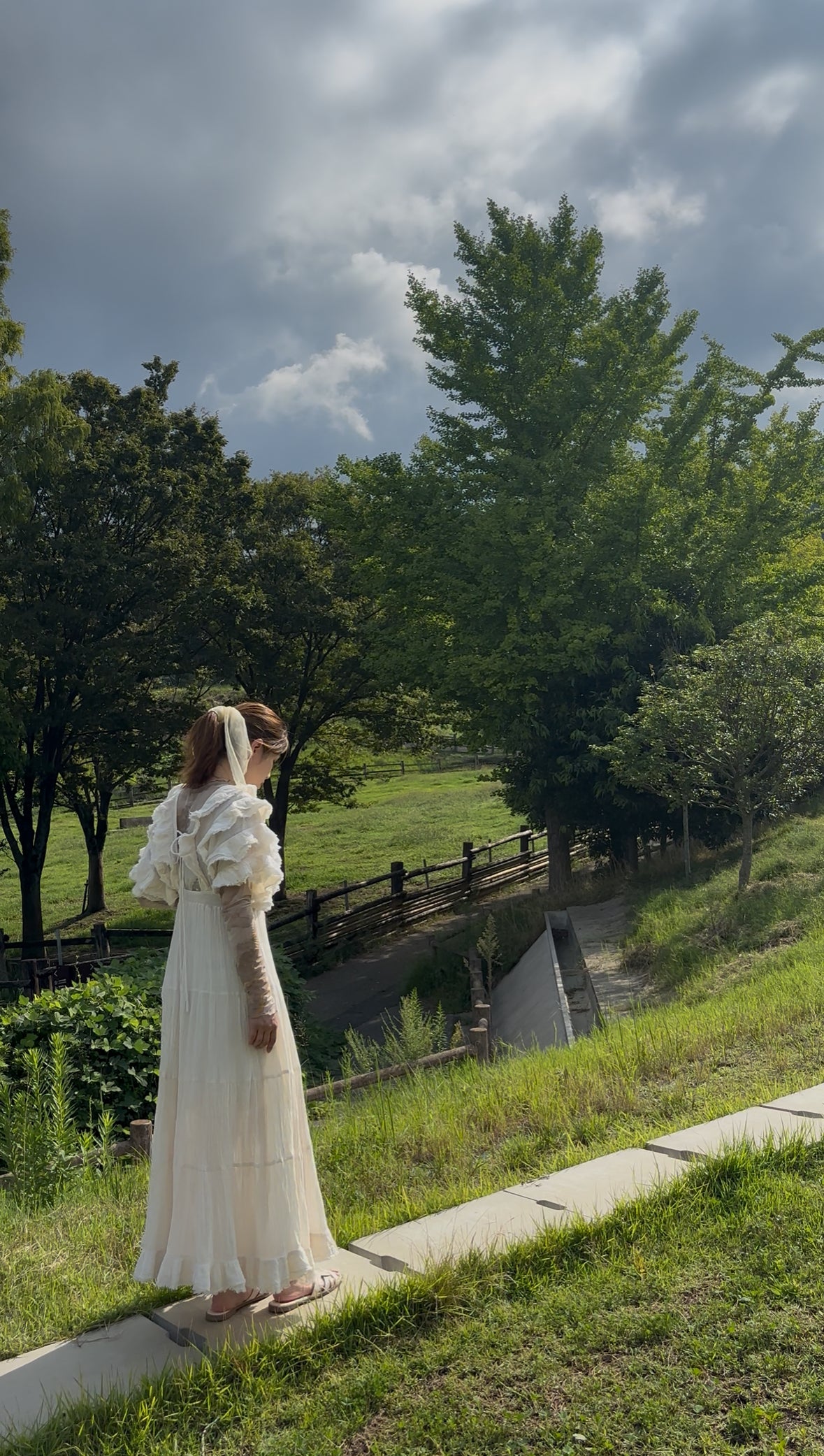 Feather V Dress フェザーVカットドレス