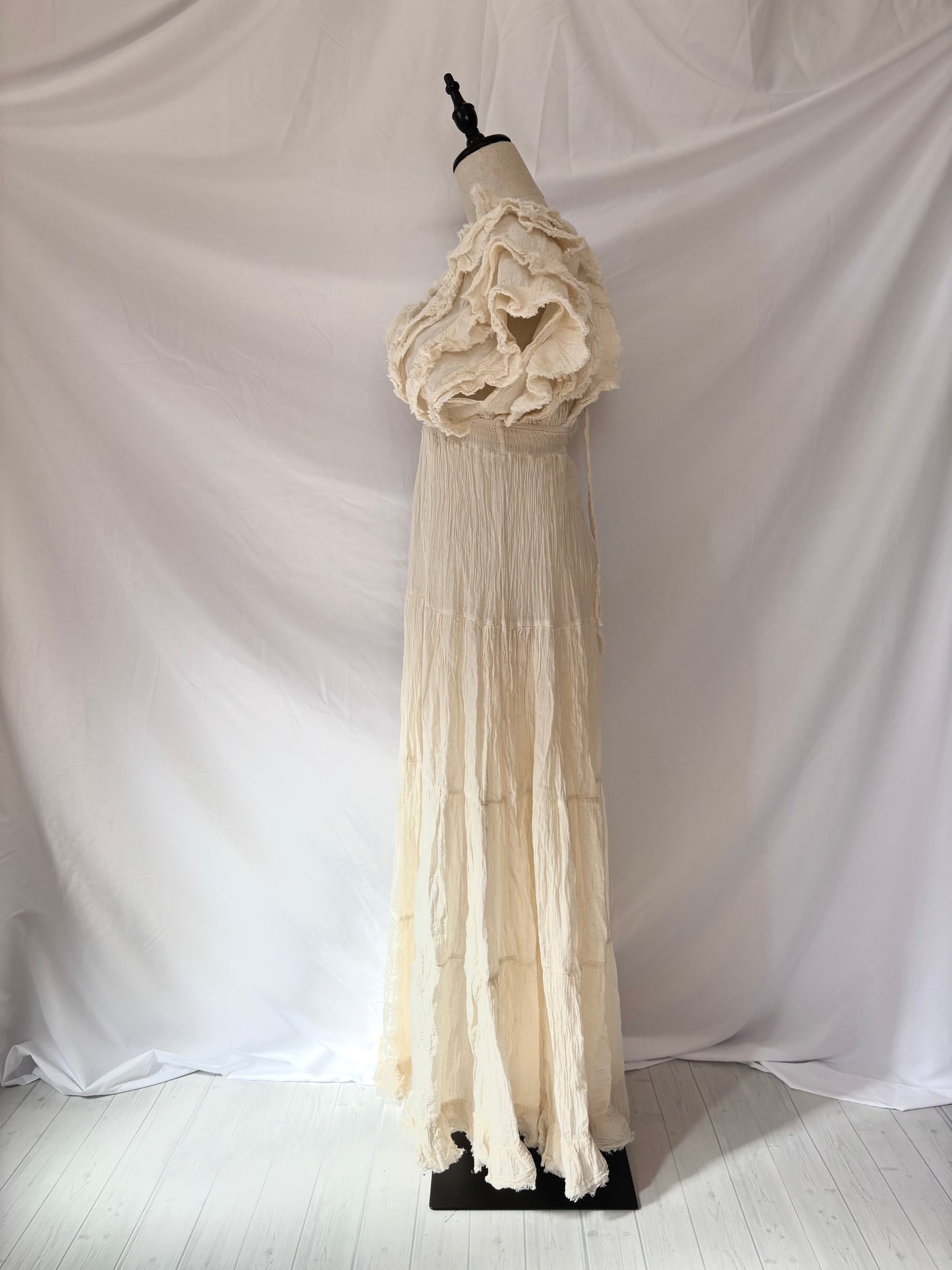 9/17 販売 Feather V Dress フェザーVカットドレス