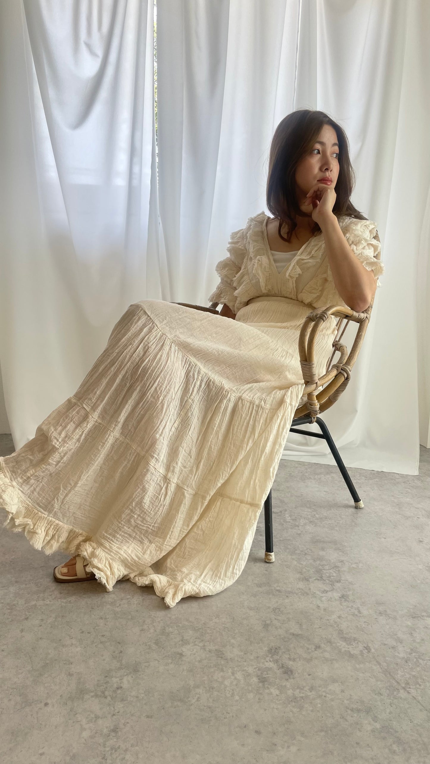 9/17 販売 Feather V Dress フェザーVカットドレス
